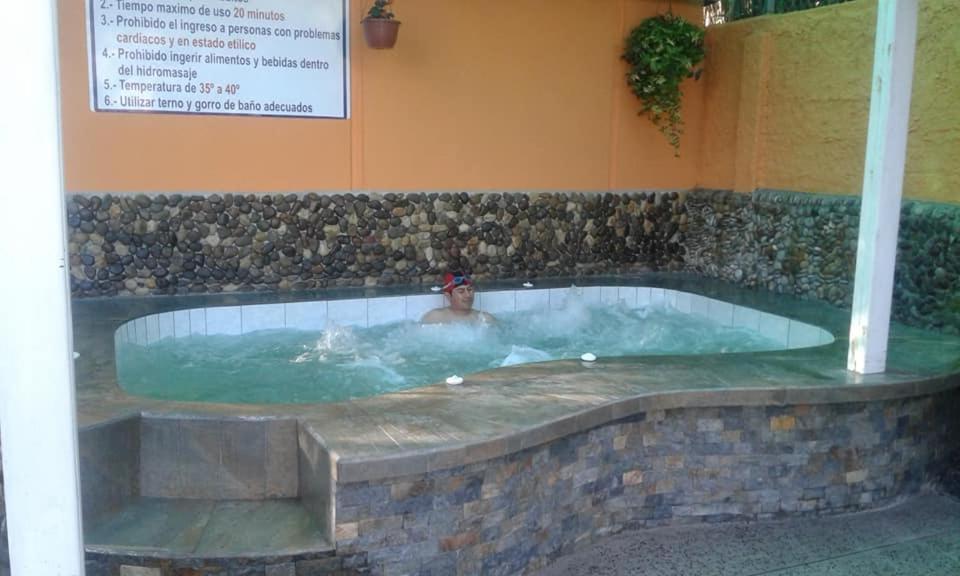 Hosteria La Chorrera Quito Exteriör bild