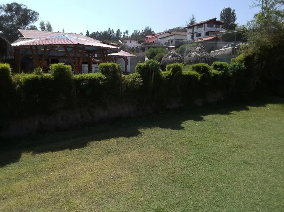 Hosteria La Chorrera Quito Exteriör bild